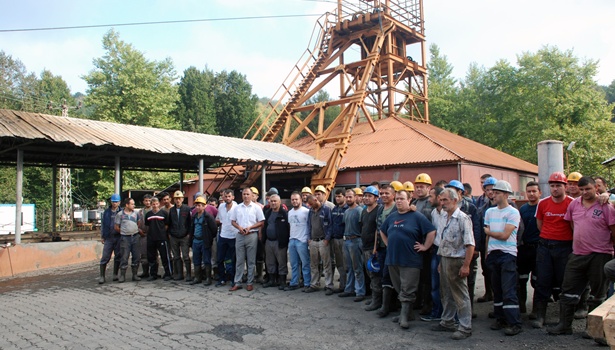 Kandilli´li maden işçileri Zonguldaka yürüyor