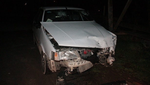 Ereğli´de iki otomobil kafa kafaya çarpıştı: 1´i ağır 6 yaralı