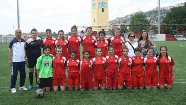 5 maçta 60 gol atan Ereğli Belediyespor 2.turda
