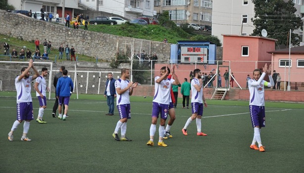 Karadeniz Ereğli Belediye Spor liderliği kaptırdı