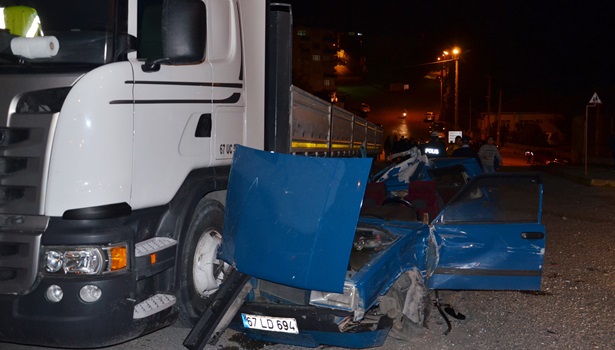 Alaplı´da meydana gelen trafik kazasında 2 kişi yaralandı