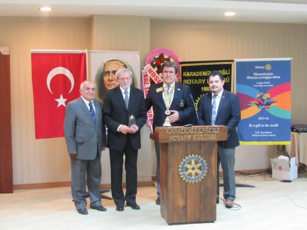 Rotary meslek hizmet ödülleri verildi