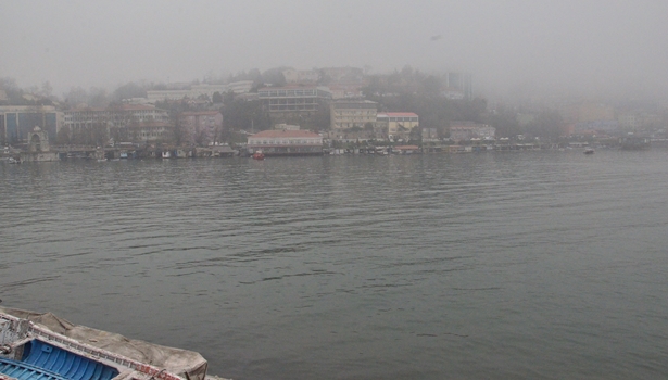 Zonguldak yoğun sis altında