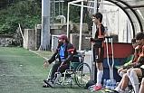 Tekerlekli sandalyede bile takımını yalnız bırakmadı...