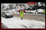Kar ulaşımı aksattı, metrelerce araç kuyruğu oluştu!..
