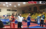 Zonguldaklı boksör kıl payı kaybetti!..