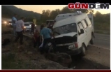 Zonguldak'ta minibüs hendeğe düştü, 2'si çocuk 8 yaralı