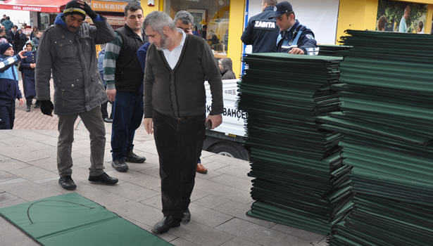 Kdz. Ereğli Belediyesi bin 250 seccade dağıttı