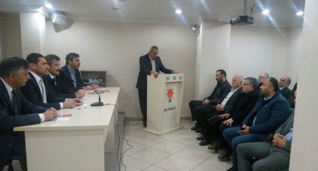 AK Parti Merkez İlçe İstişare toplantısını yaptı