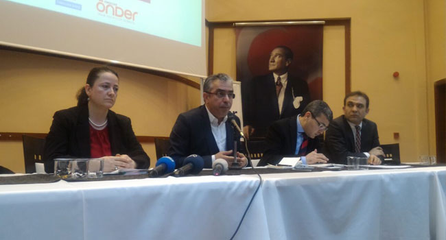 Mehmet Uçum, Zonguldak'ta Anayasa değişikliğini anlattı