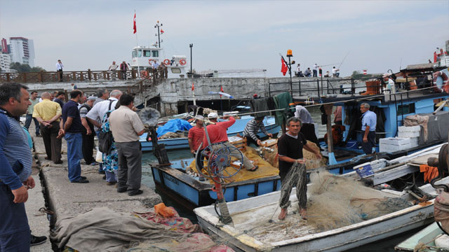 Akçakocalı balıkçılar av sezonuna hazırlanıyorlar