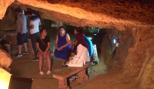 Fakıllı Mağarası yerli ve yabancı turistlerin gözdesi.
