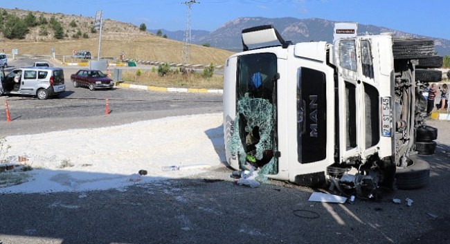 Eskipazar istikametine Trafik Kazası: 1 Yaralı