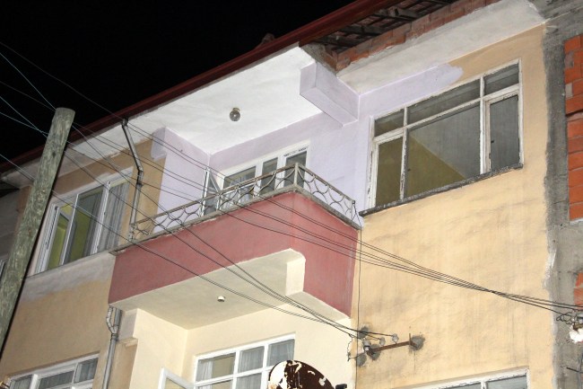 Zonguldak'ta cinayet.. Evinde bıçaklandı