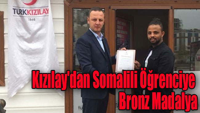 Kızılay'dan Somalili Öğrenciye Bronz Madalya