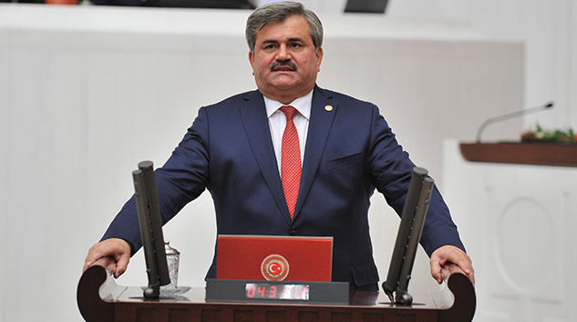 Çaturoğlu, 10 Ocak Çalışan Gazeteciler Günü'nü kutladı.
