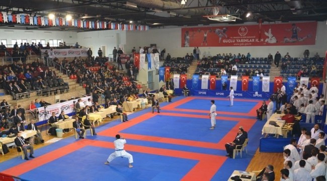Karate grup müsabakaları Düzce'de başlıyor