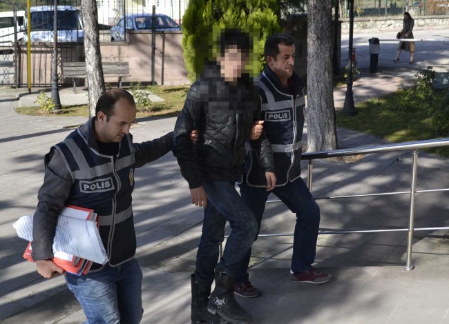 Karabük'te iş yerlerini soyan hırsız Gözaltı