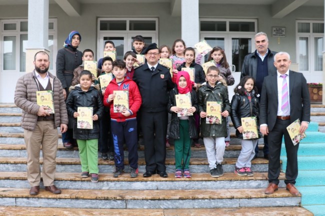 Karabüklü öğrencilerden Zeytin Dalı Harekatı'na destek