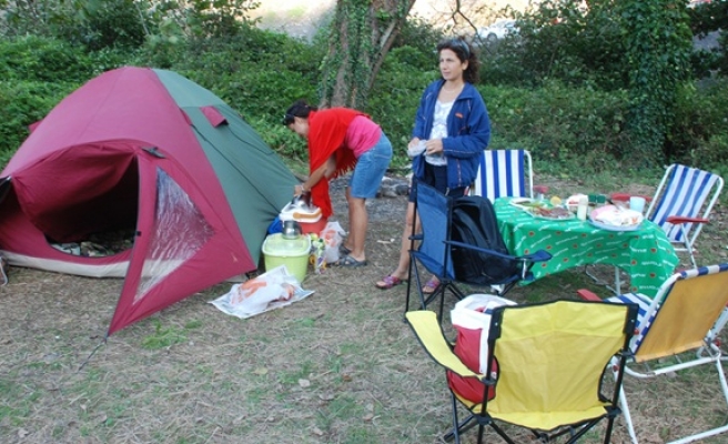 Çevreciler, kireçlik bölgesinde çadır kurdu