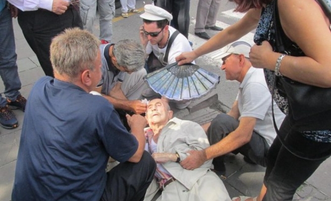 Yaralanan Gazeteciyi hastaneye götürecek ambulans bulunamadı