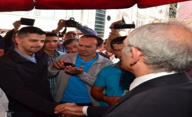 Kılıçdaroğlu: Siyasi partiler futbol kulüpleri gibi tutulmaz