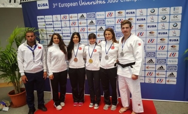 Beünün milli judocuları Fransadan madalyalarla döndü