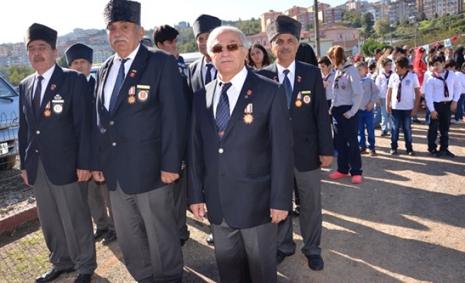 Alaplı´da 29 Ekim Cumhuriyet Bayramı törenle kutlandı