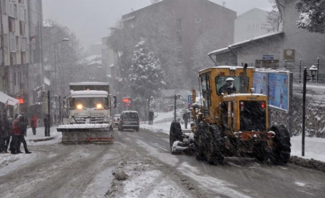 Kdz. Ereğli Belediyesi, karla mücadele ediyor