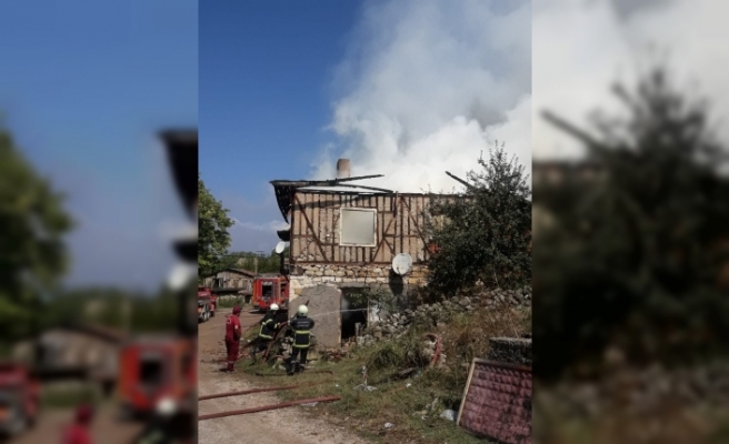 Safranbolu’da korkutan ev yangını