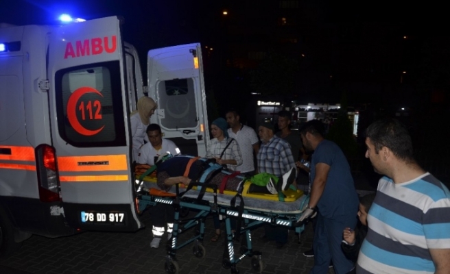 Karabük’te İki otomobil çarpıştı: 7 yaralı