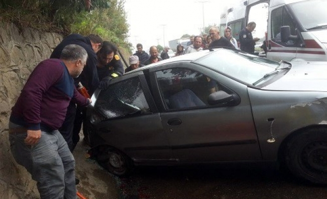 Akçakoca’da trafik kazası: 3 yaralı