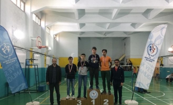 Badminton Cumhuriyet Kupası sahiplerini buldu