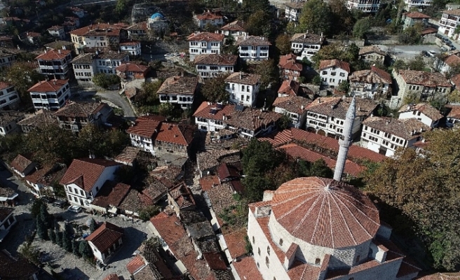 Osmanlı kenti Safranbolu’da tarihi çarşı gün yüzüne çıkarılıyor