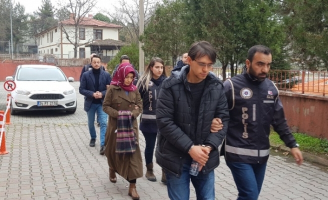 Karabük merkezli 2 ilde FETÖ operasyonunda 3 kişi gözaltına alındı