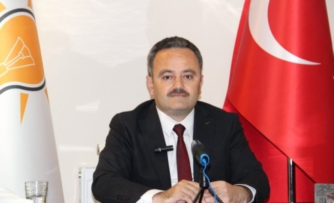 AK Parti il genel ve belediye meclis üyeleri listeleri açıklandı