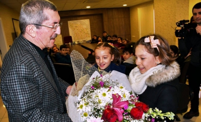 Başkan Vergili, İlkokul öğrencilerini ağırladı