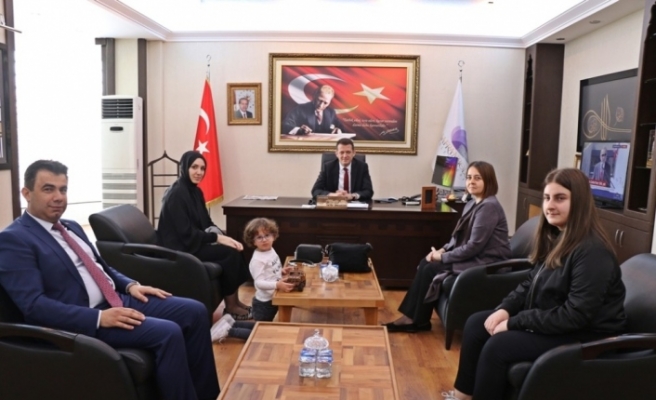 Şehit Murat Akdemir’in ailesinden Ürkmezer’e ziyaret