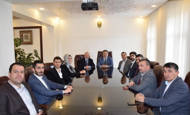 AK Parti Teşkilatından belediye başkanlarına  destek