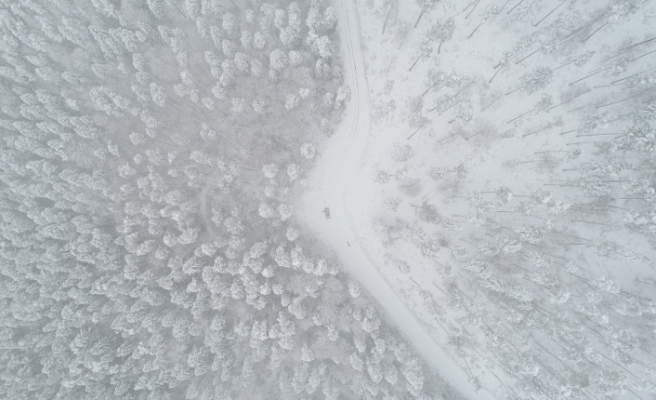 Karabük’te yüksek kesimlerde kar yağışı etkili oluyor