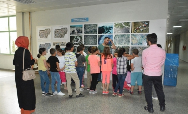 İlkokul öğrencileri Orman Fakültesini ziyaret etti