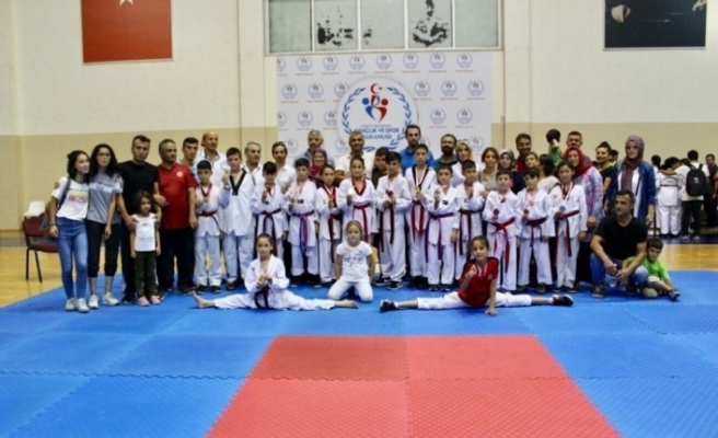 Ereğli’deki Taekwondocular milli takım seçmelerine katılacak
