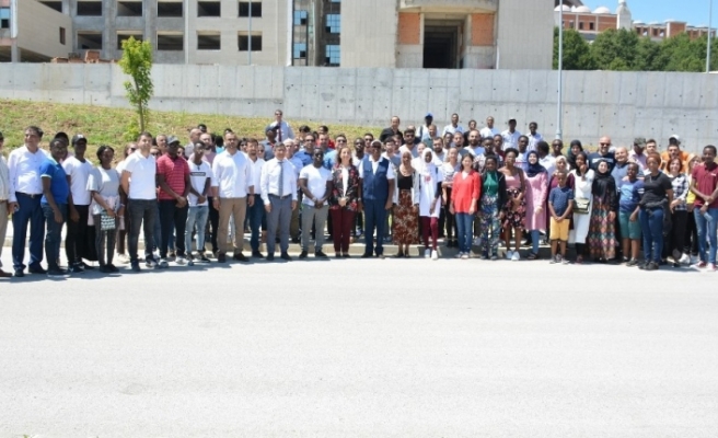 Ruanda Büyükelçisi Düzce Üniversitesi’ne konuk oldu