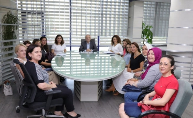 Kadın girişimciler Dr. Faruk Özlü ile bir araya geldi