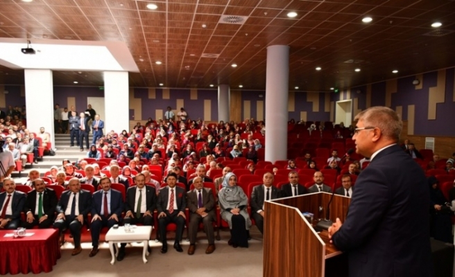 Karabük’te “Cami ve Hayat” konferansı düzenlendi