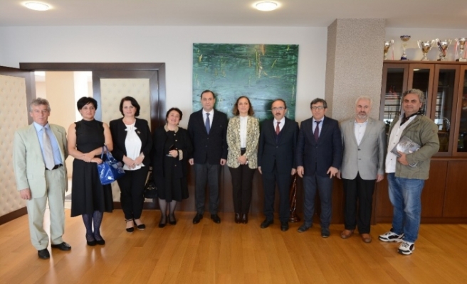 Büyükelçisi Janjgava Düzce Üniversitesi’ni ziyaret etti