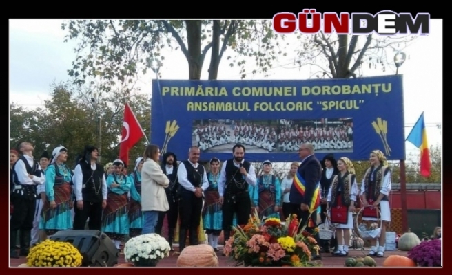 Romanya’da İstiklal Marşını coşku ve gururla söyledi!..