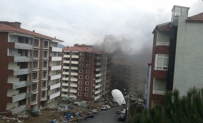Ereğli´de inşaat halindeki apartmanda yangın çıktı