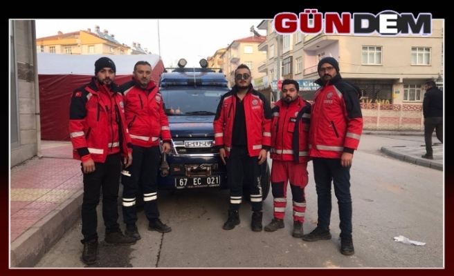 Zonguldak'tan 15 kişilik sağlık ekibi Elazığ'a gitti