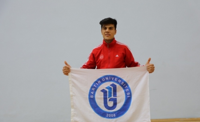 Bartın Üniversitesi öğrencisi, milli sporcu Hasan Engin, Türkiye şampiyonu oldu